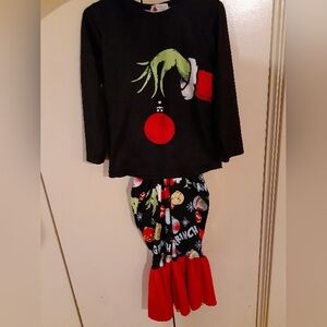 Grinch Holiday Boutique Set